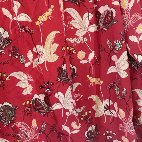 Loft Women’s Small Maternity Flowy Blouse Ruffled Shoulders - Picture 6 of 6